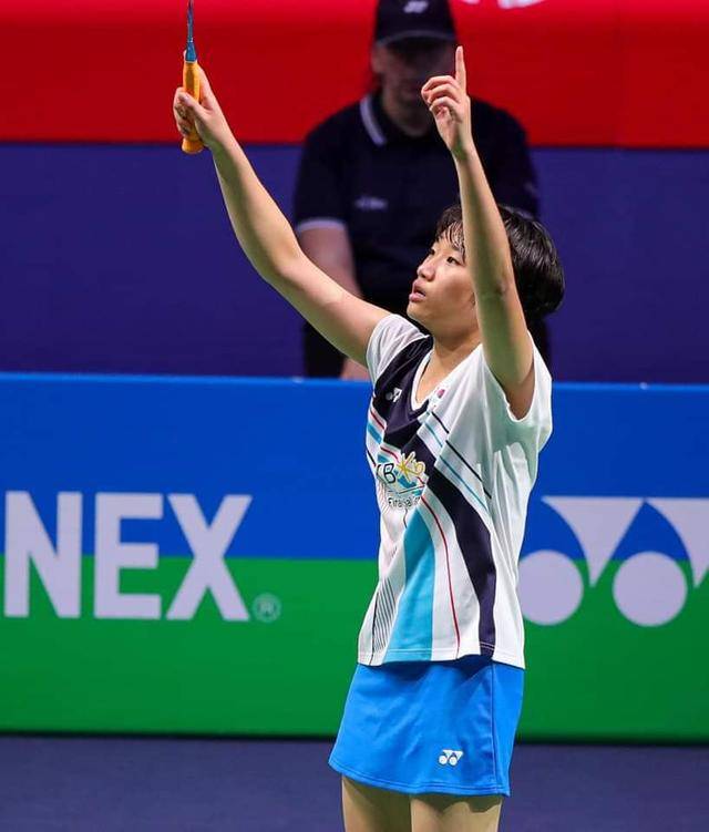 足球故事并 足球故事并