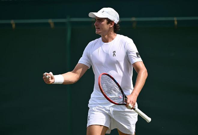 睿的加盟促 睿的加盟促