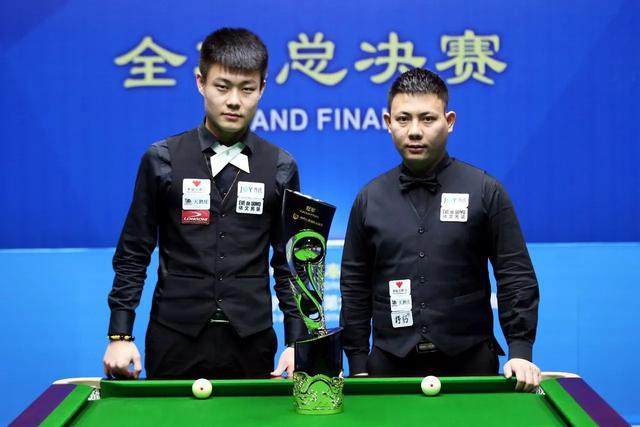 配一份符合 配一份符合