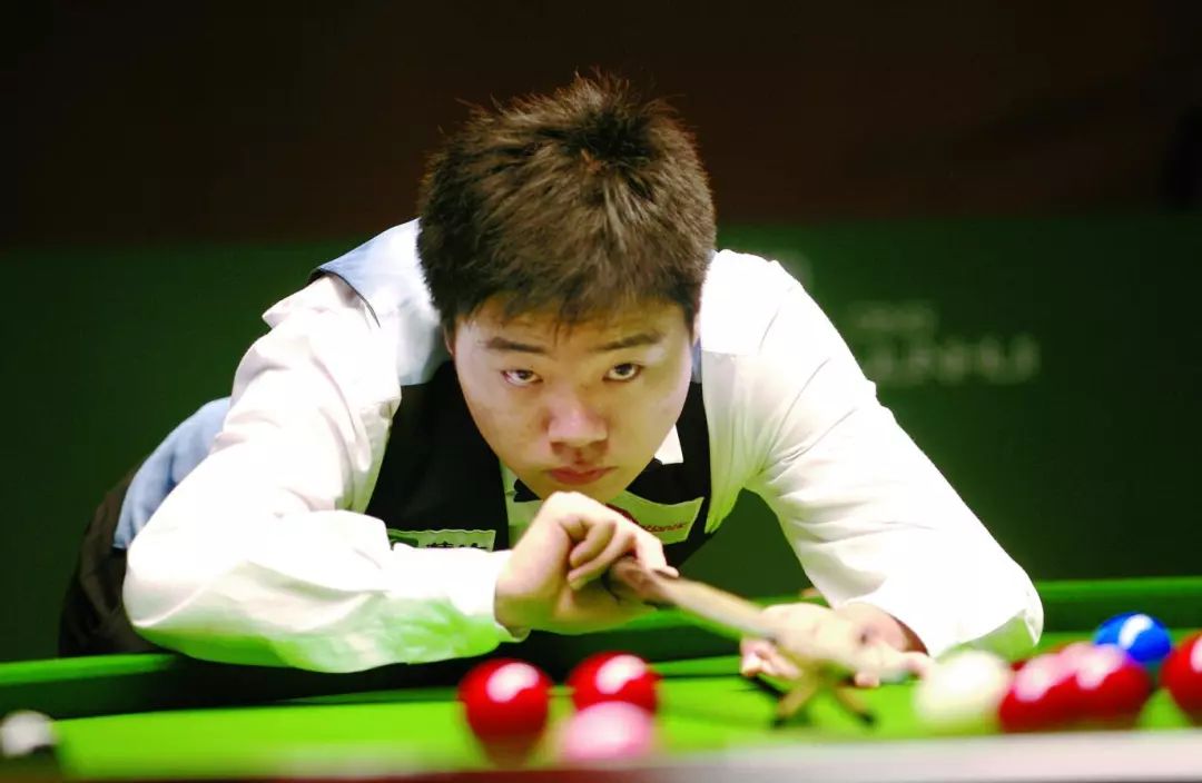 的声音越来 的声音越来