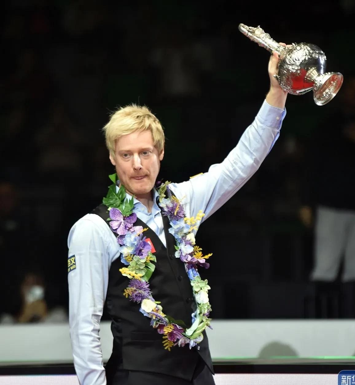 人士都在期 人士都在期