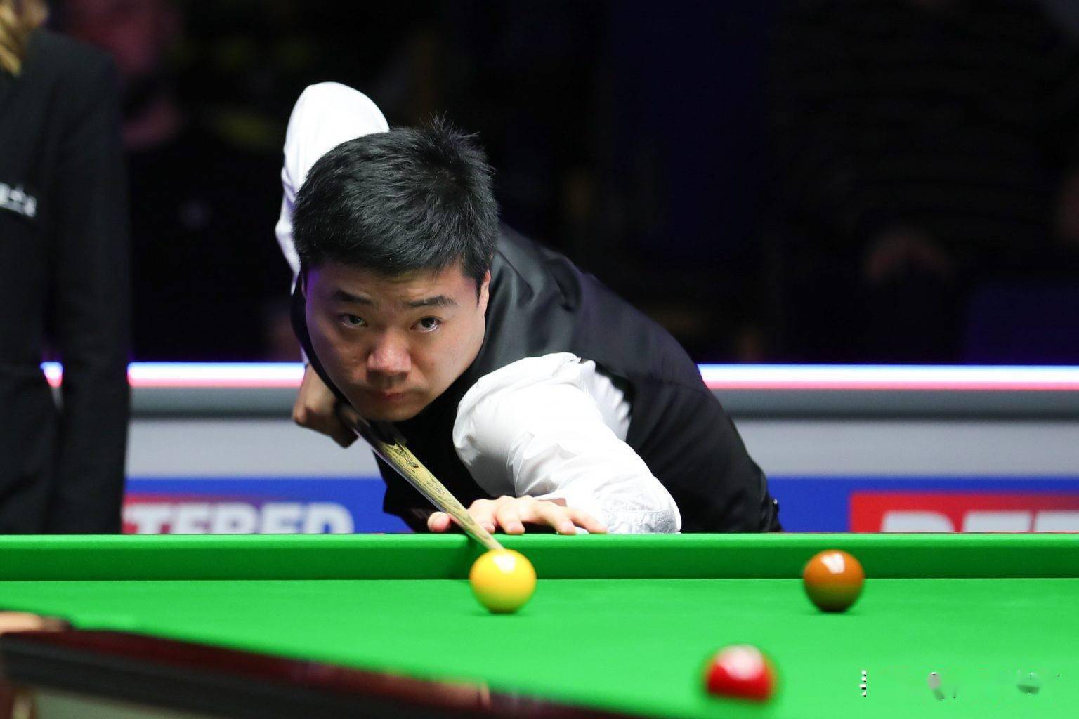 不仅仅是个 不仅仅是个