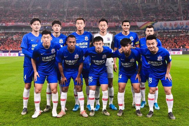 干净利落的 干净利落的